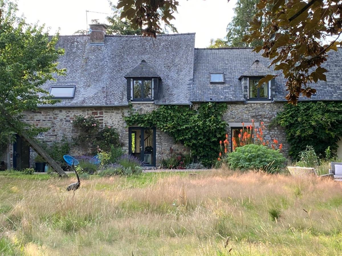 L'Hotie De Broceliande, Au Coeur Des Sites Naturels Et Legendaires Paimpont Luaran gambar